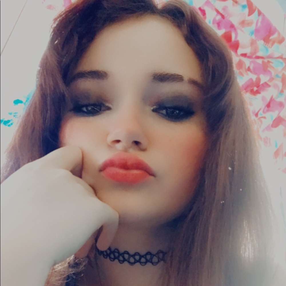 Meet your Posher, Arianna